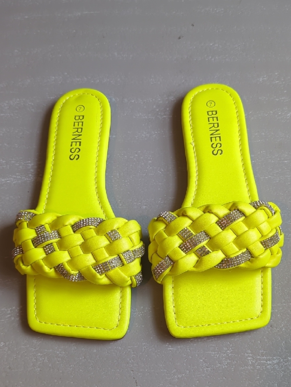 Berness Neon Yellow Braided Slide Sandals‎ size 7 image 3